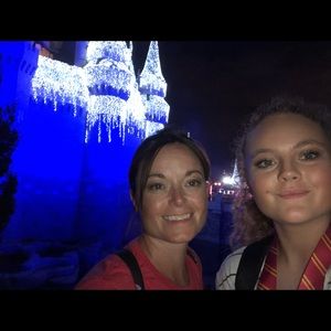 Meet your Posher, Angie